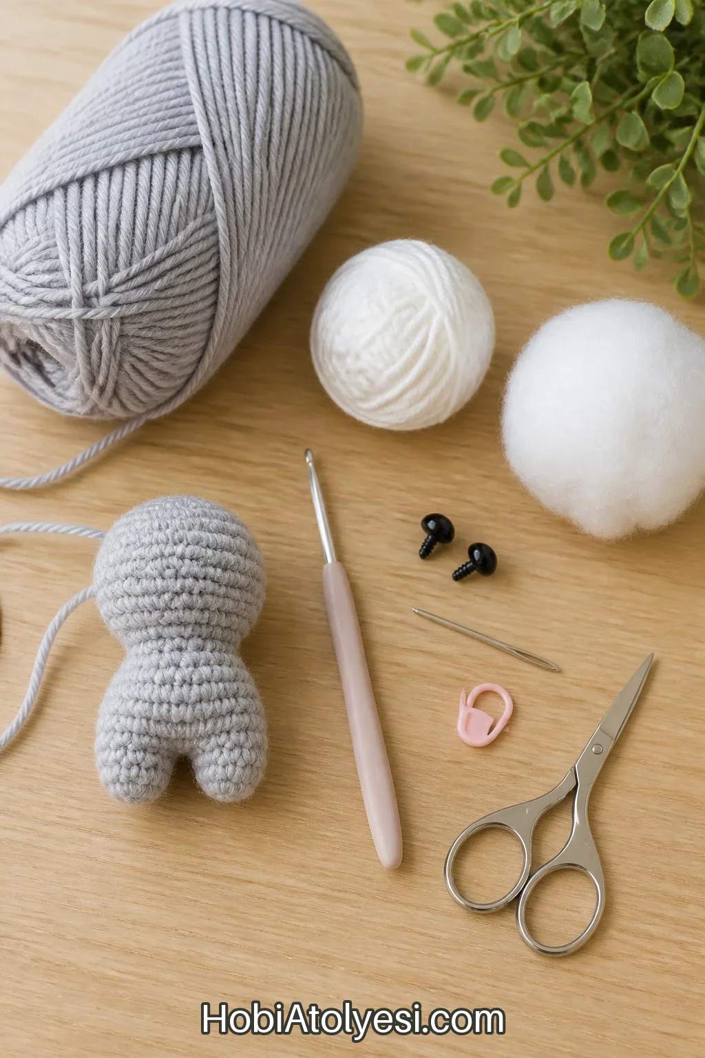 Cep boyu tavşan amigurumi için düzenlenmiş malzemeler